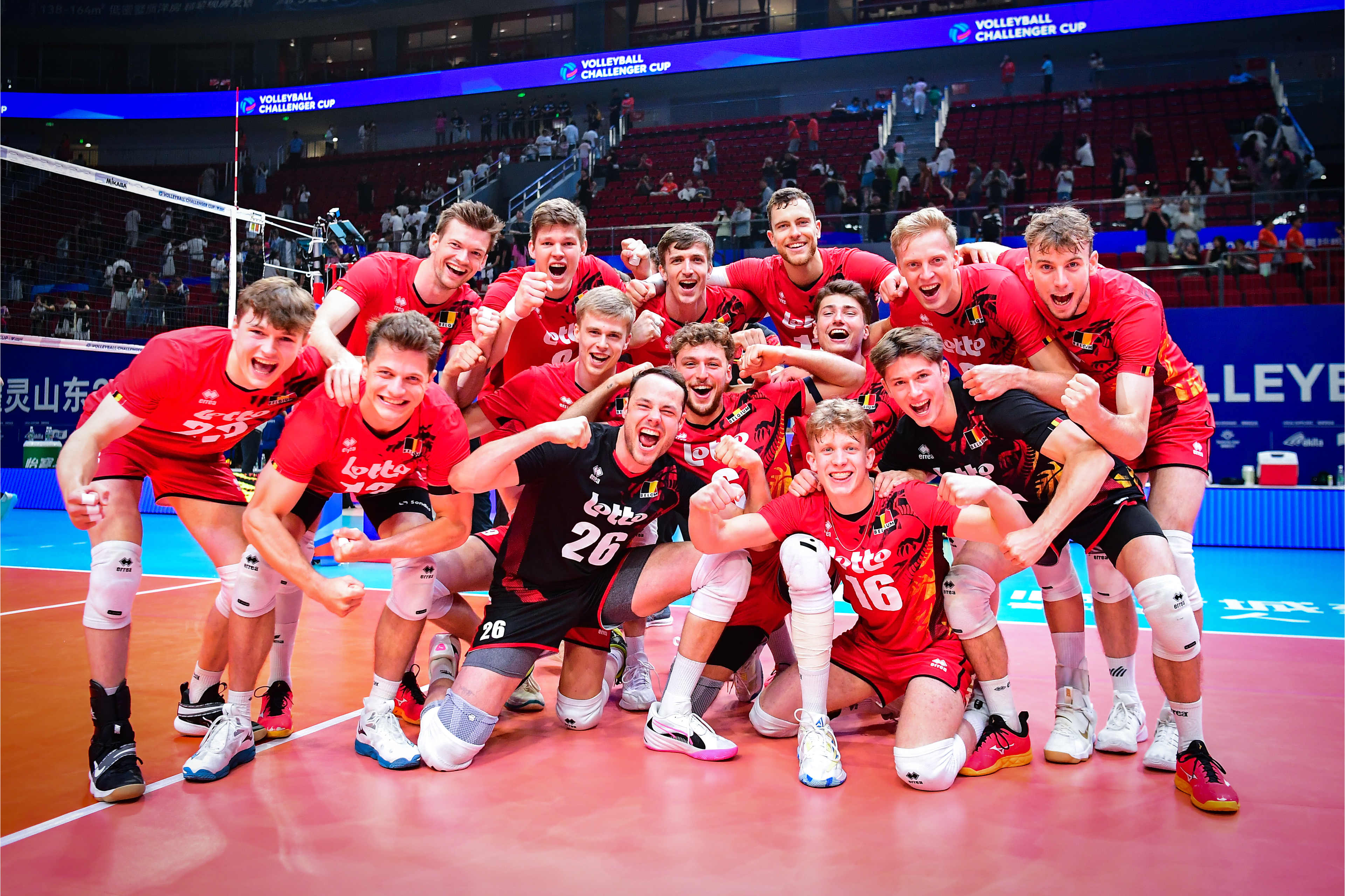 九游网站入口-包含克罗地亚向挑战斯洛文尼亚，欧预赛小组排位赛的词条